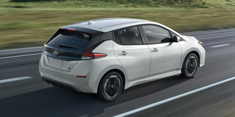 Nissan_leaf_01